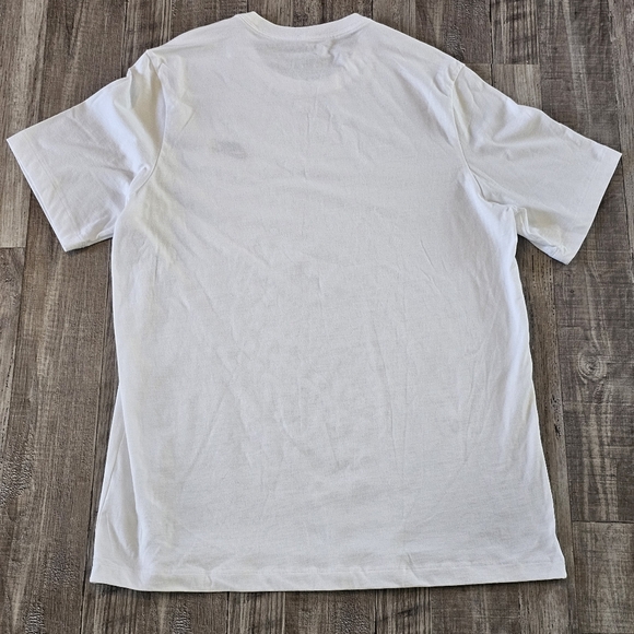 Nike T-Shirt White Short Sleeve Sportswear Club Men's T-Shirt Size XL - Picture 6 of 6